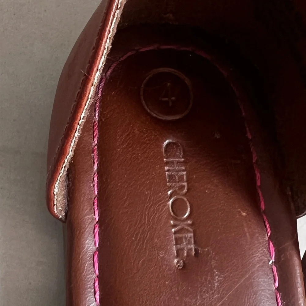 Cherokee Brown and Red Beaded Sandals